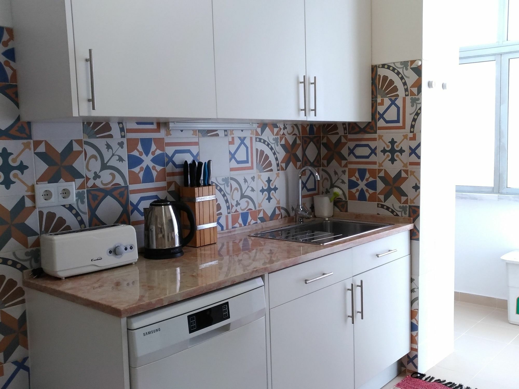 Charming Family Apartment Lissabon